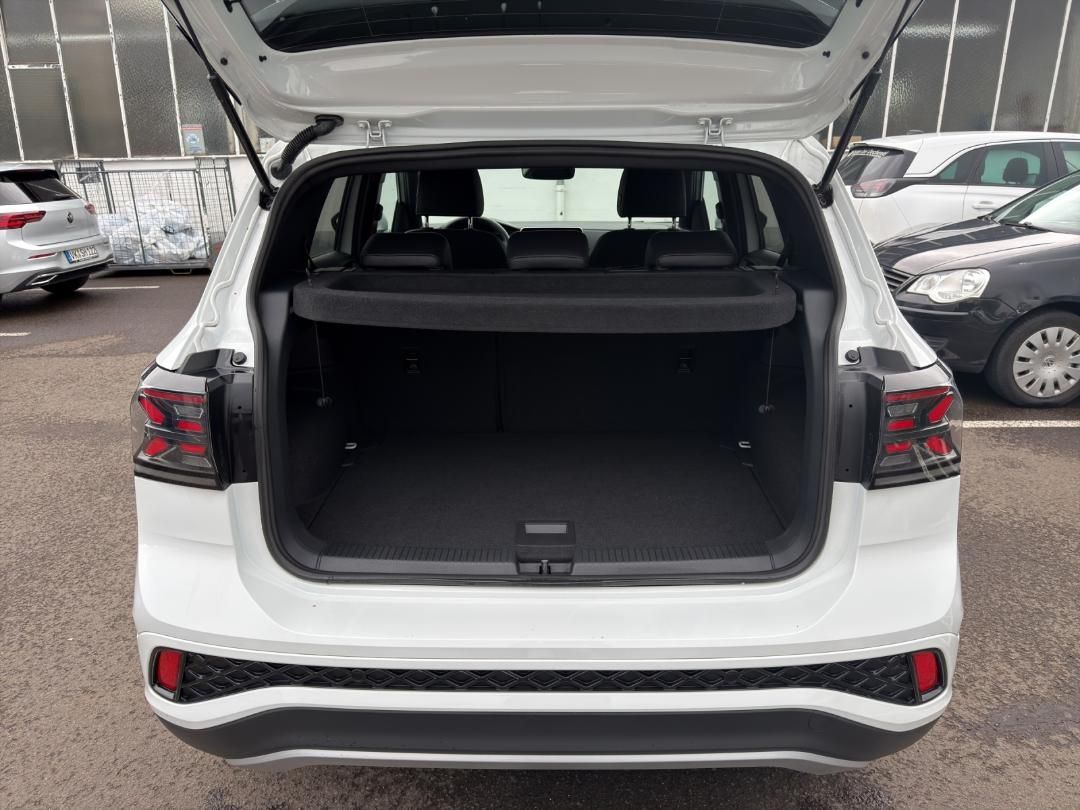 Fahrzeugabbildung Volkswagen T-Cross R-LINE 1.0 TSI.DSG.RFKamera.SH.Keyless.N