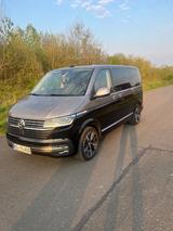 Volkswagen T6.1 Multivan Gen.Six 2.0 TDI DSG 4M AHK