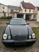 Mercedes-Benz E240T Avantgarde 1.Hand Rost... - gebrauchte Mercedes-Benz E 240 aus dem Jahr 2001