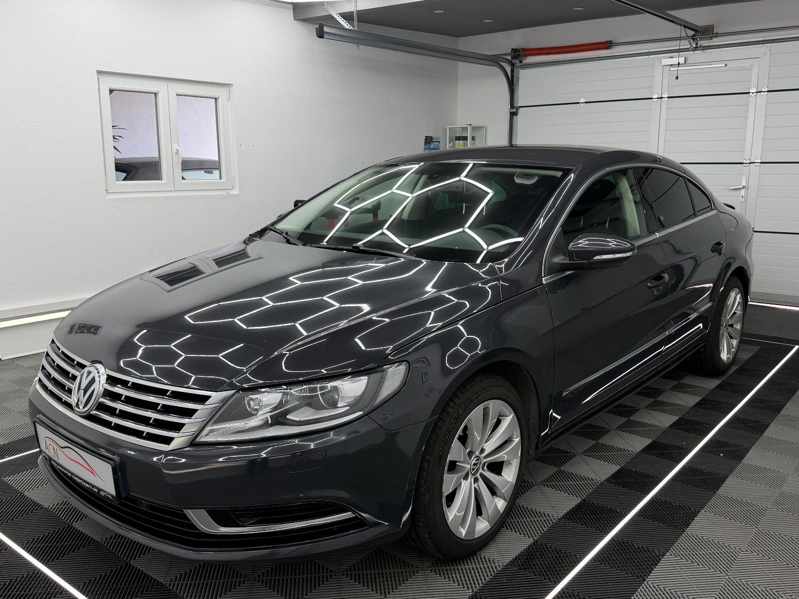 Fahrzeugabbildung Volkswagen CC 2.0 TDI NAVI/SHZG/TÜV 11.27/SCHECKHEFT