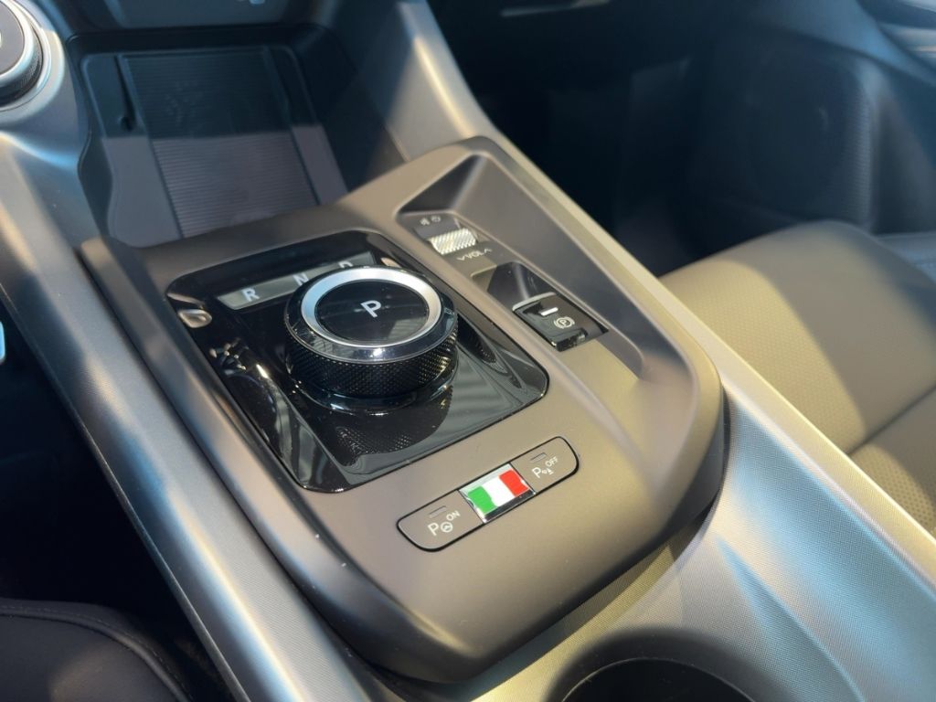 Fahrzeugabbildung Alfa Romeo Tonale Veloce, 360 Kamera, elektr. Heckkl. SHZ