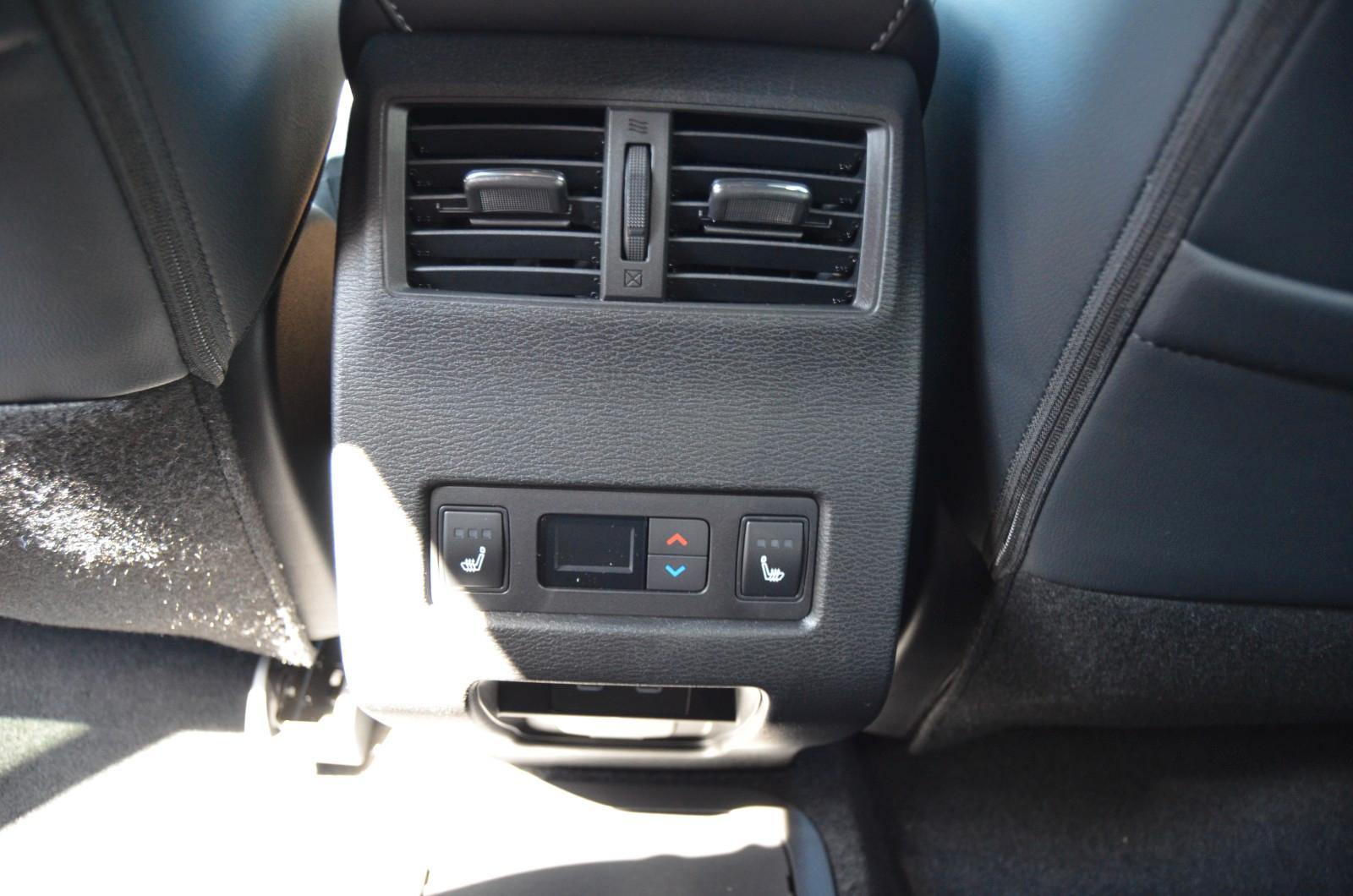 Mitsubishi Outlander 2.4 PHEV DIAMANT TOP AT 4WD LEDER MJ26