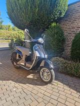 Vespa GTS 300 Classic HPE E5RST - Vespa Motorräder in Duisburg
