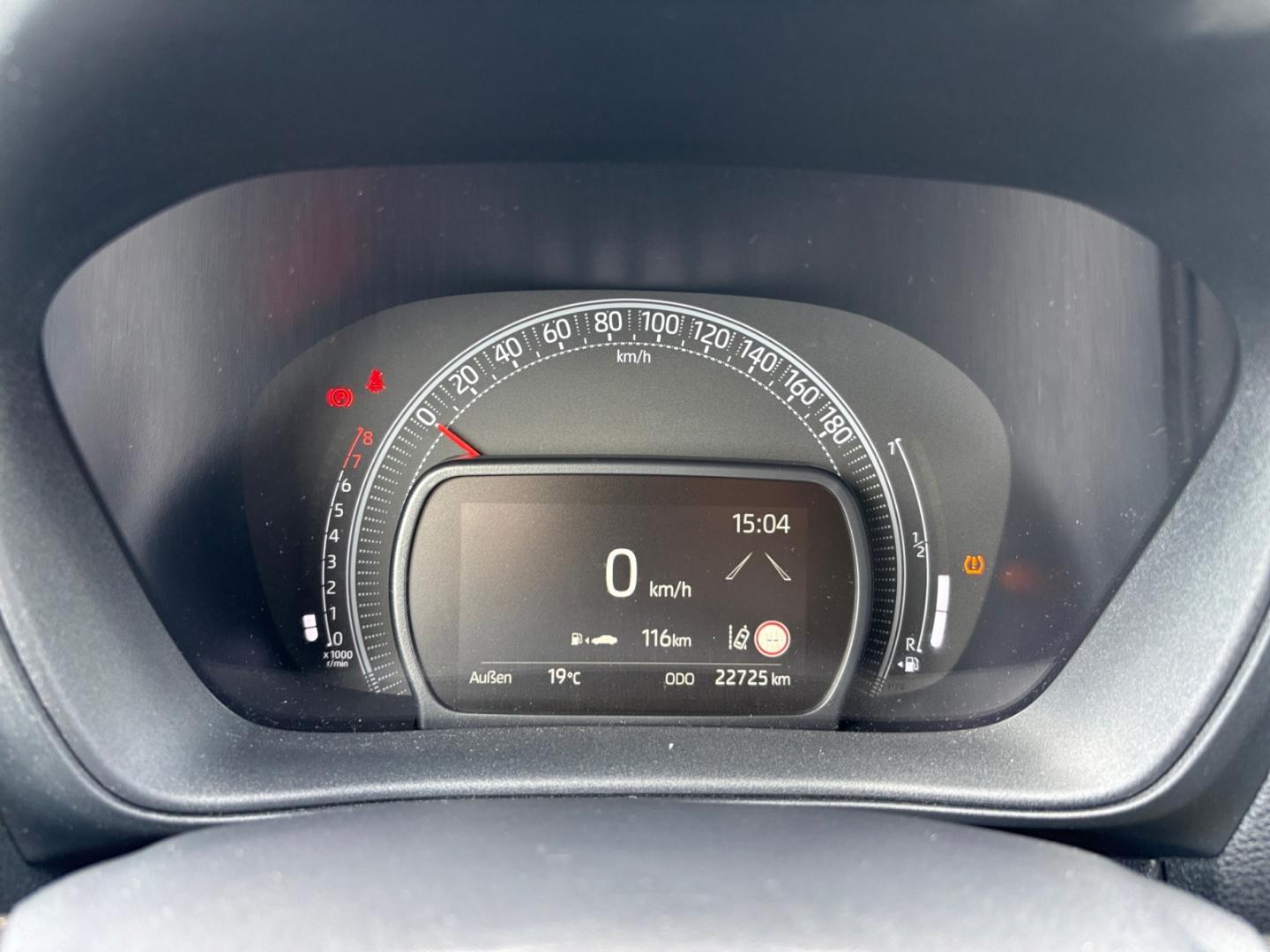 Toyota Aygo X Teamplayer *ACC*CarPlay*CAM*SHZ*Bi-Tone*, миниатюра 12