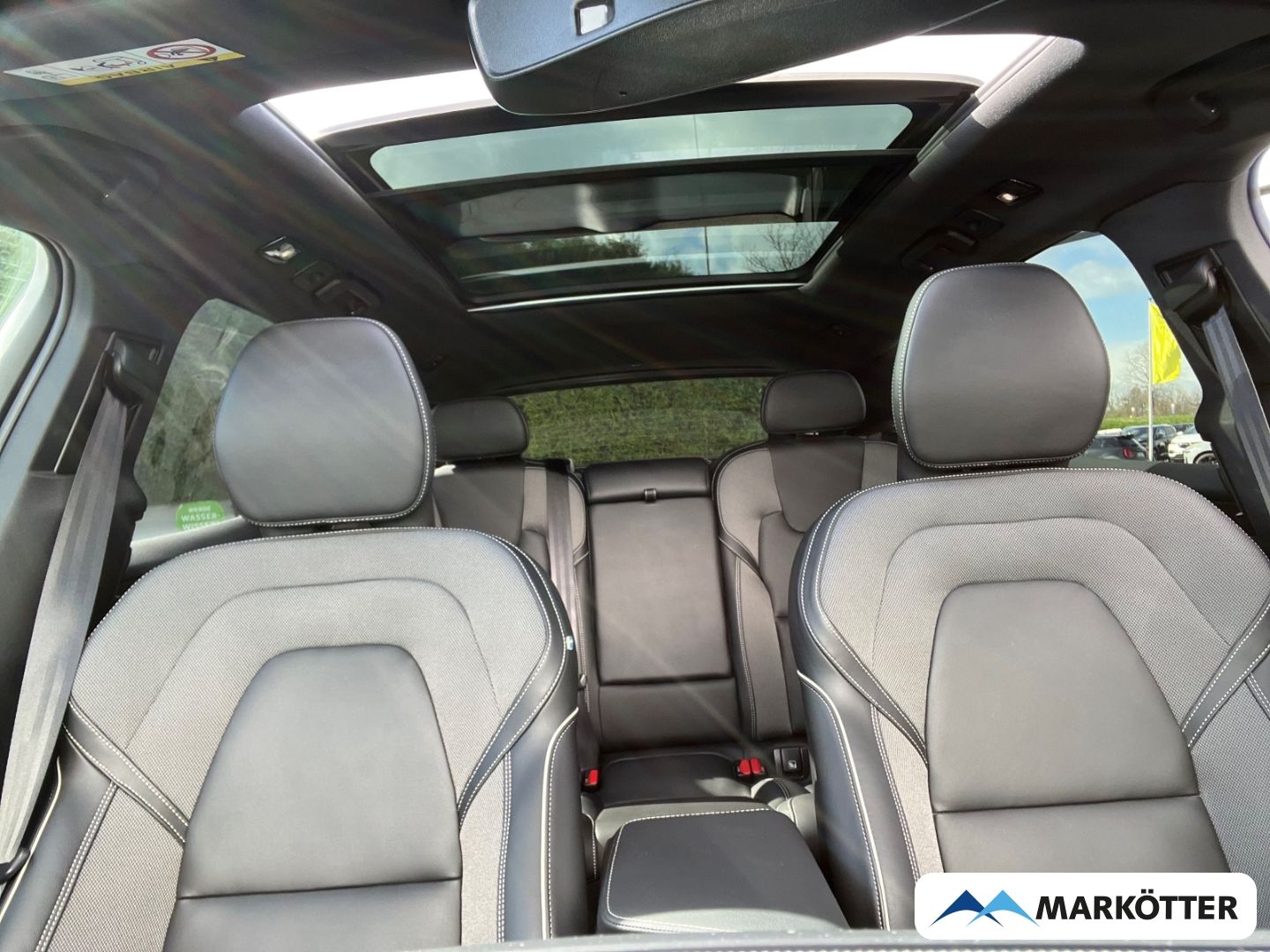 Volvo XC60 T6 AWD Recharge Plus Dark ACC/StandH/Pano imagem 3