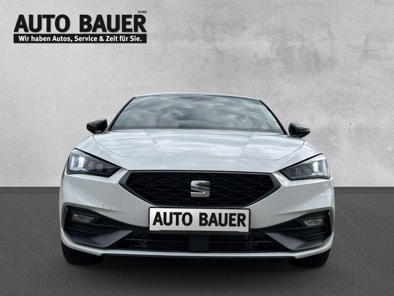 Fahrzeugabbildung SEAT Leon FR Black Edition 1.5 eTSI DSG