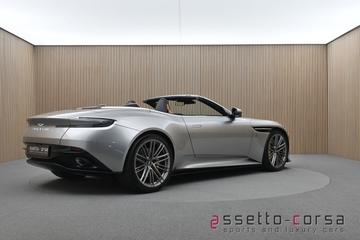 2024 Aston Martin DB12 照片 4