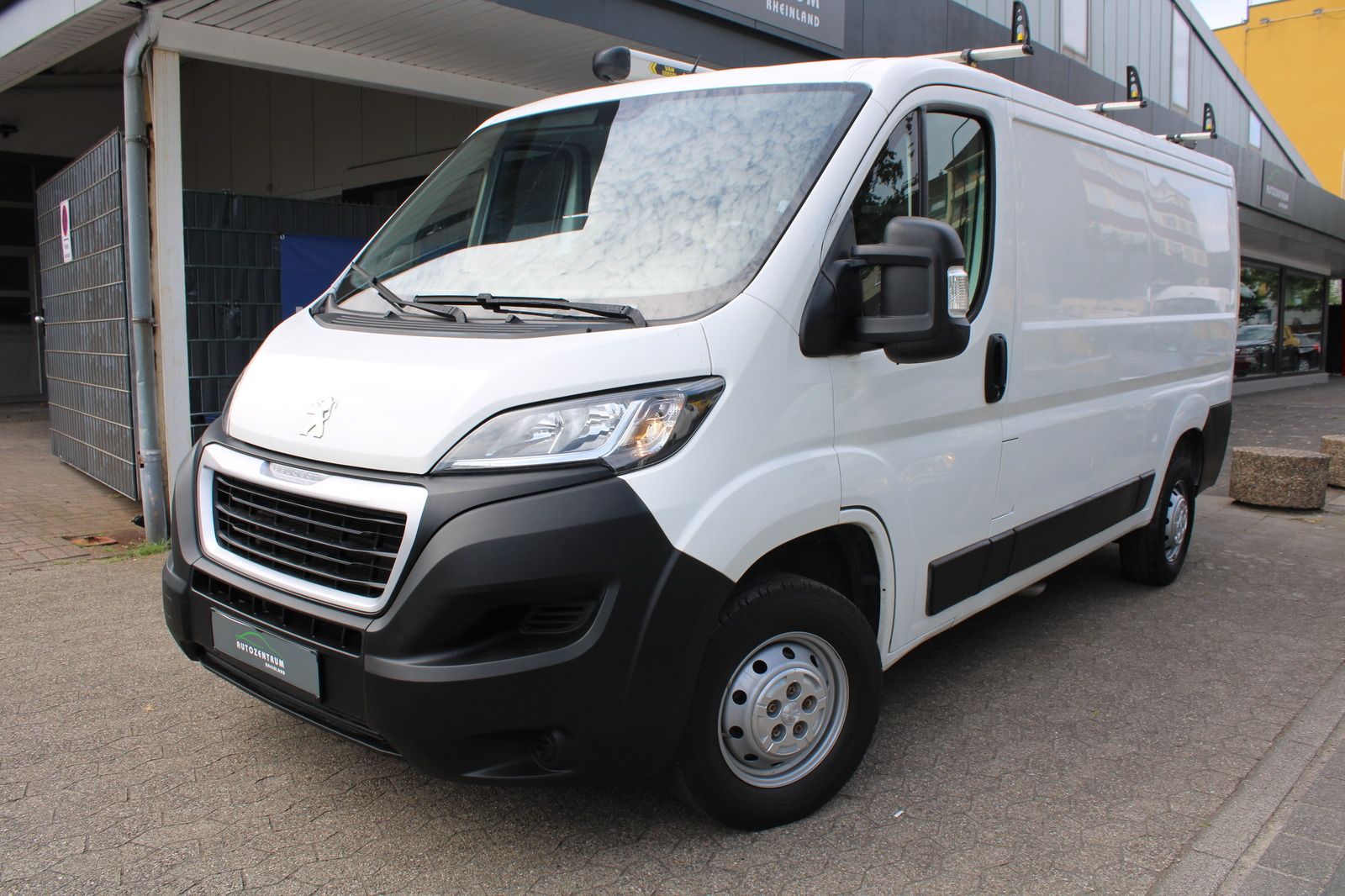 Peugeot Peugeot Boxer Kasten 335 L2H1 BlueHDi Klima
