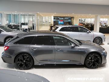 2026 AUDI RS6 photo 4