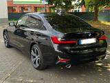 BMW 320d xDrive Luxury Line Automatik Luxury Line - BMW 320 Unfallwagen
