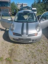 Nissan micra k12 - Nissan Qashqai aus 2003