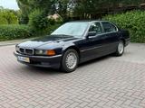 BMW E38 740i 2.Hand TÜV 06/2027 - BMW 740 aus 1994: 740i