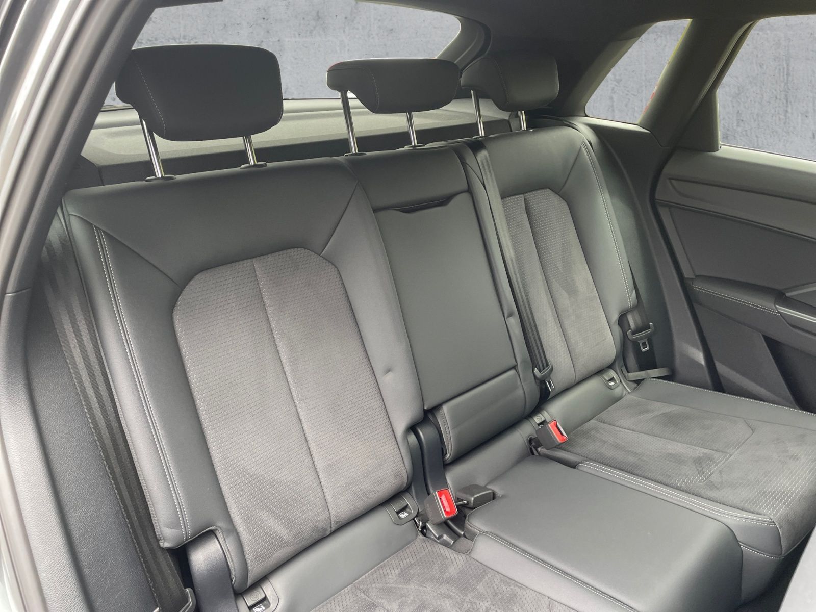 Audi Q3 40 TFSI S-TR QU 2xS-LINE LED+NAV+ACC+SHZ+AHK foto 16