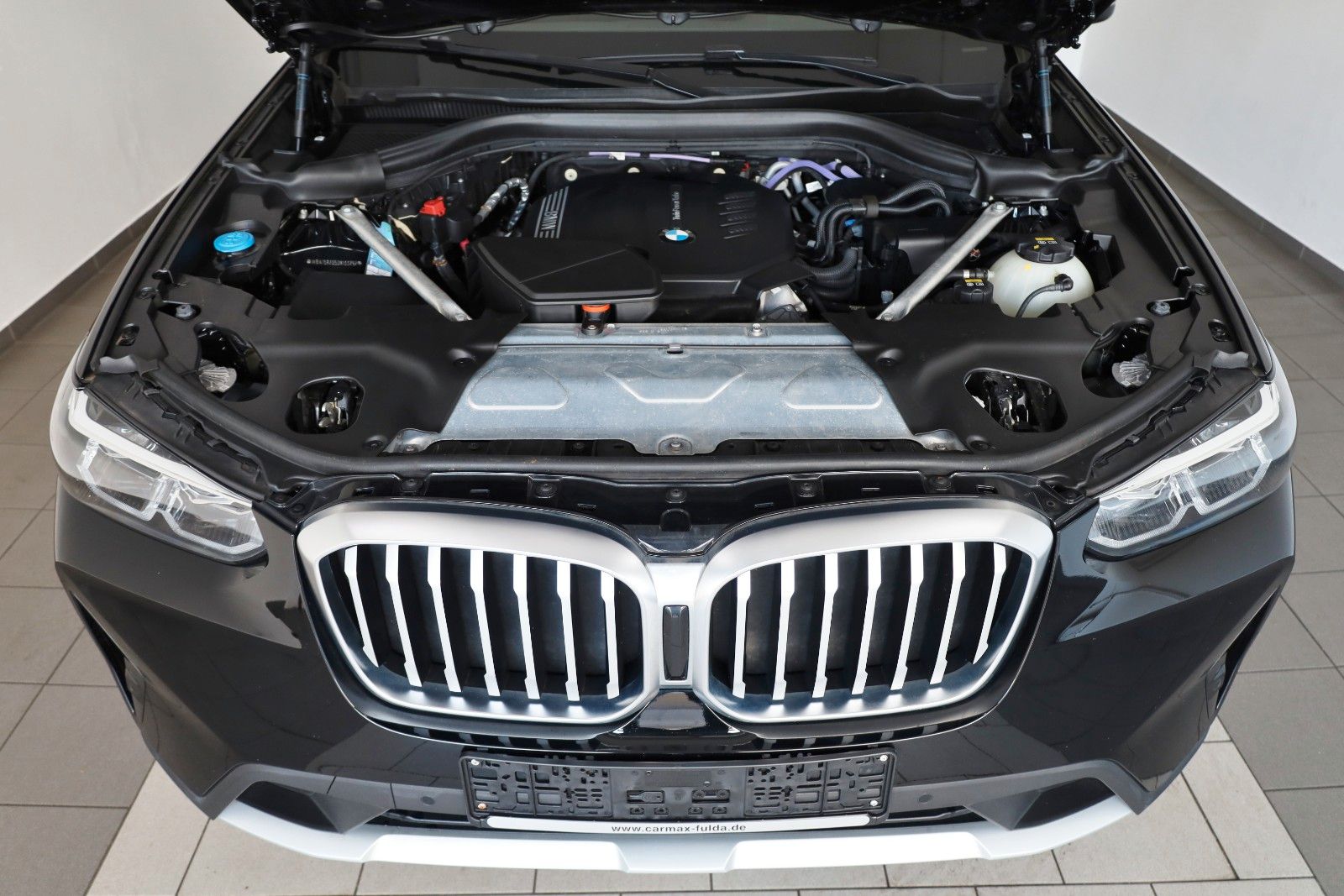 Fahrzeugabbildung BMW X3 xDrive 20d Leder,Navi,Kamera,Standhz,AHK +WR