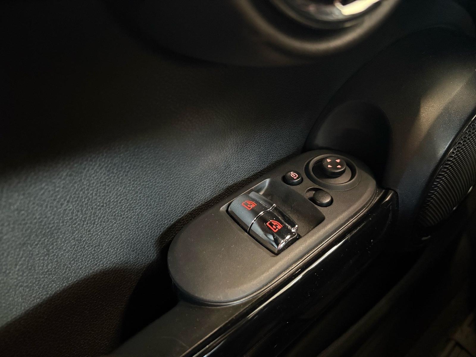 MINI One 3Türer Classic Trim PDC Navi Shz LED CarPlay, миниатюра 16
