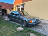 Mercedes-Benz *** Mercedes-Benz 220E - w124 - TÜV NEU - ... - Mercedes-Benz 220: W124