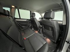 BMW X3 20i/ 4x4 / NUR 36.tKM / GARANTIE / 1.HD /AHK BMW X3 20i/ 4x4 / NUR 36.tKM / GARANTIE / 1.HD /AHK