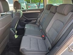 VW Passat Variant Business 150PS DSG #ACC #AHK #LED