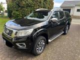 Nissan Navara NP 300 Double Cab 4x4 - Nissan NP 300 mit Diesel-Antrieb: Automatik