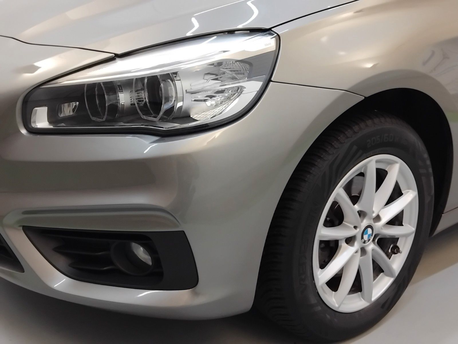 BMW 218 Active Tourer (06/2026, Benzin)