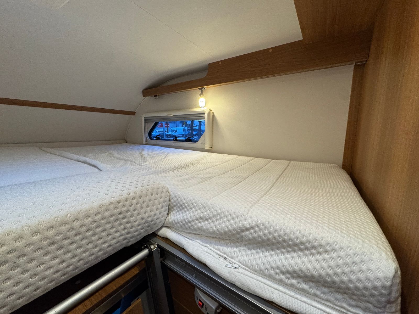 Fahrzeugabbildung Dethleffs ALPA 6820-2 ESPRIT COMFORT AUTOMATIK MEGA VOLL