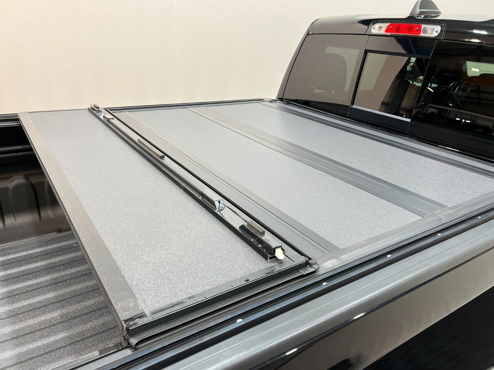 Fahrzeugabbildung Dodge RAM 1500 Laramie Crew Cab Longbed 4x4 *LPG/AHK*