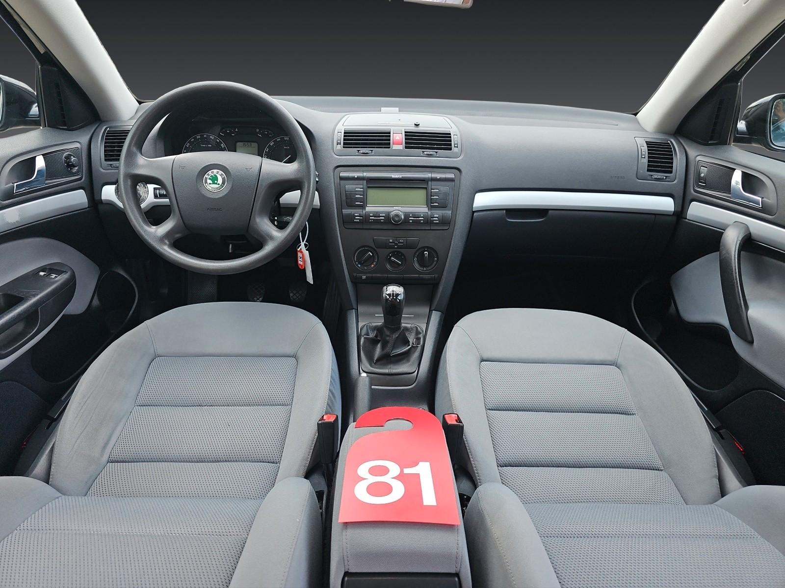 Skoda Octavia 2005 — photo 11