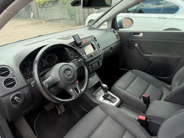 Volkswagen Golf - 9