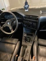 BMW 320 i  - BMW 320 aus 1988: 320i