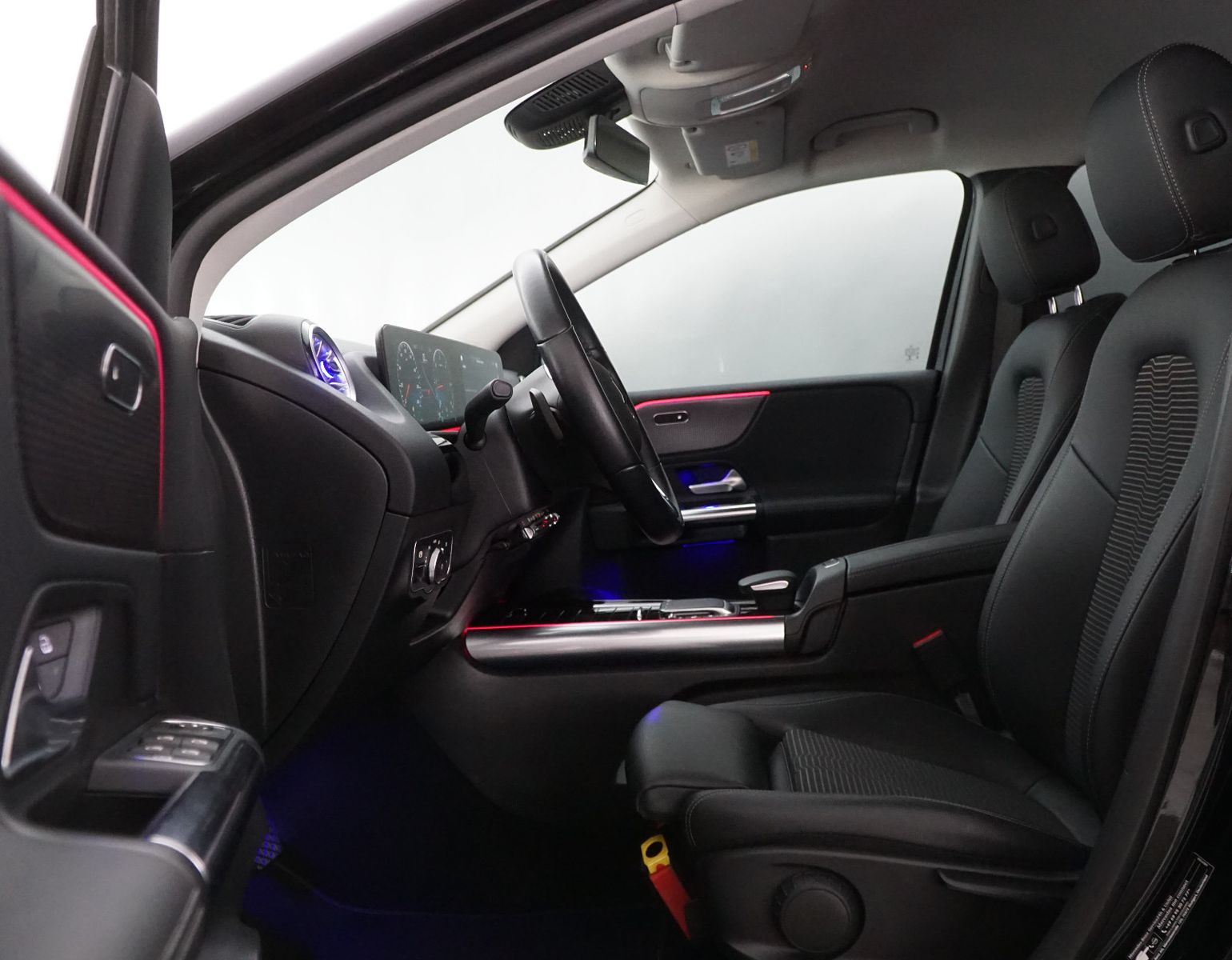 Mercedes-Benz B 220d 4Matic Night-Paket! Allrad! foto 18