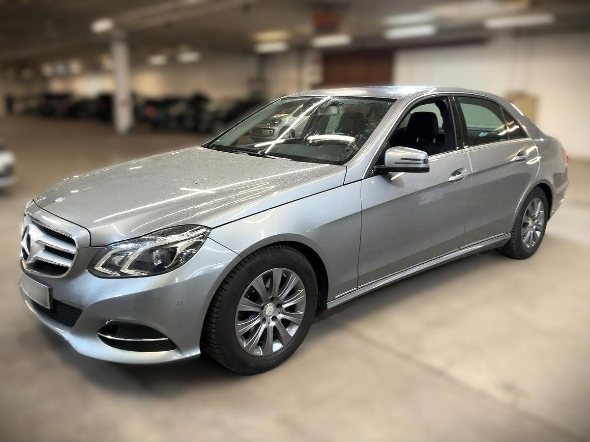 Mercedes-Benz E 250 Avantgarde*1.Hand !*Standheizung*H&K*AHK*