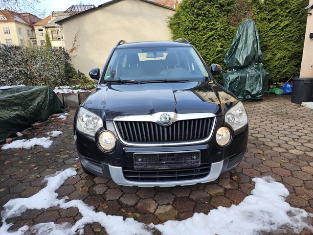 Skoda Yeti 1.2 TSI AHK TÜV 03/2026