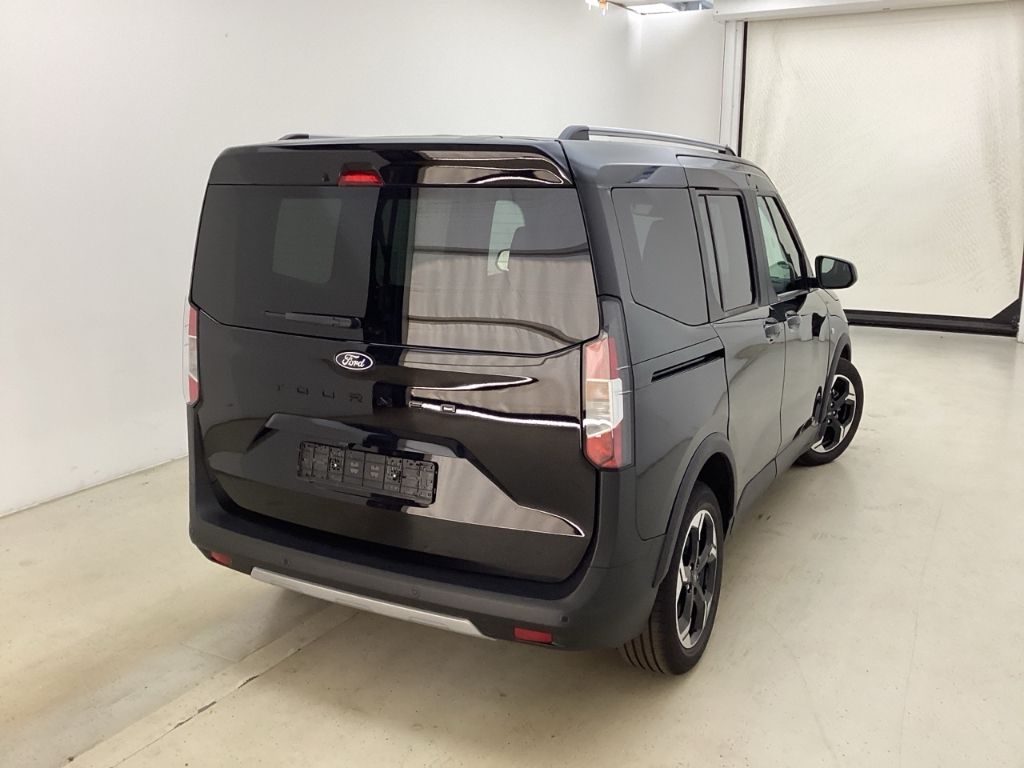 Fahrzeugabbildung Ford Tourneo Courier Active Navi Totwinkelassistent