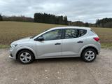 Dacia Sandero TCe 90 Essential  - Dacia Sandero von privat
