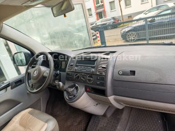 Volkswagen T5 Transporter - 12