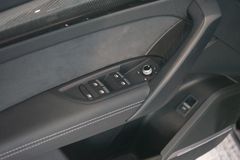 AUDI SQ5 Sportback TDI | HuD | Pano | Matrix | AHK AUDI SQ5 Sportback TDI | HuD | Pano | Matrix | AHK