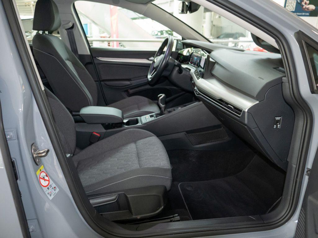 Volkswagen Golf VIII 1.0 TSI Move AHK LED APP Sitzhzg, миниатюра 3