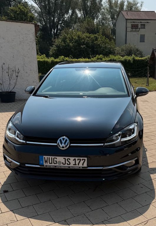 Image of Volkswagen Golf