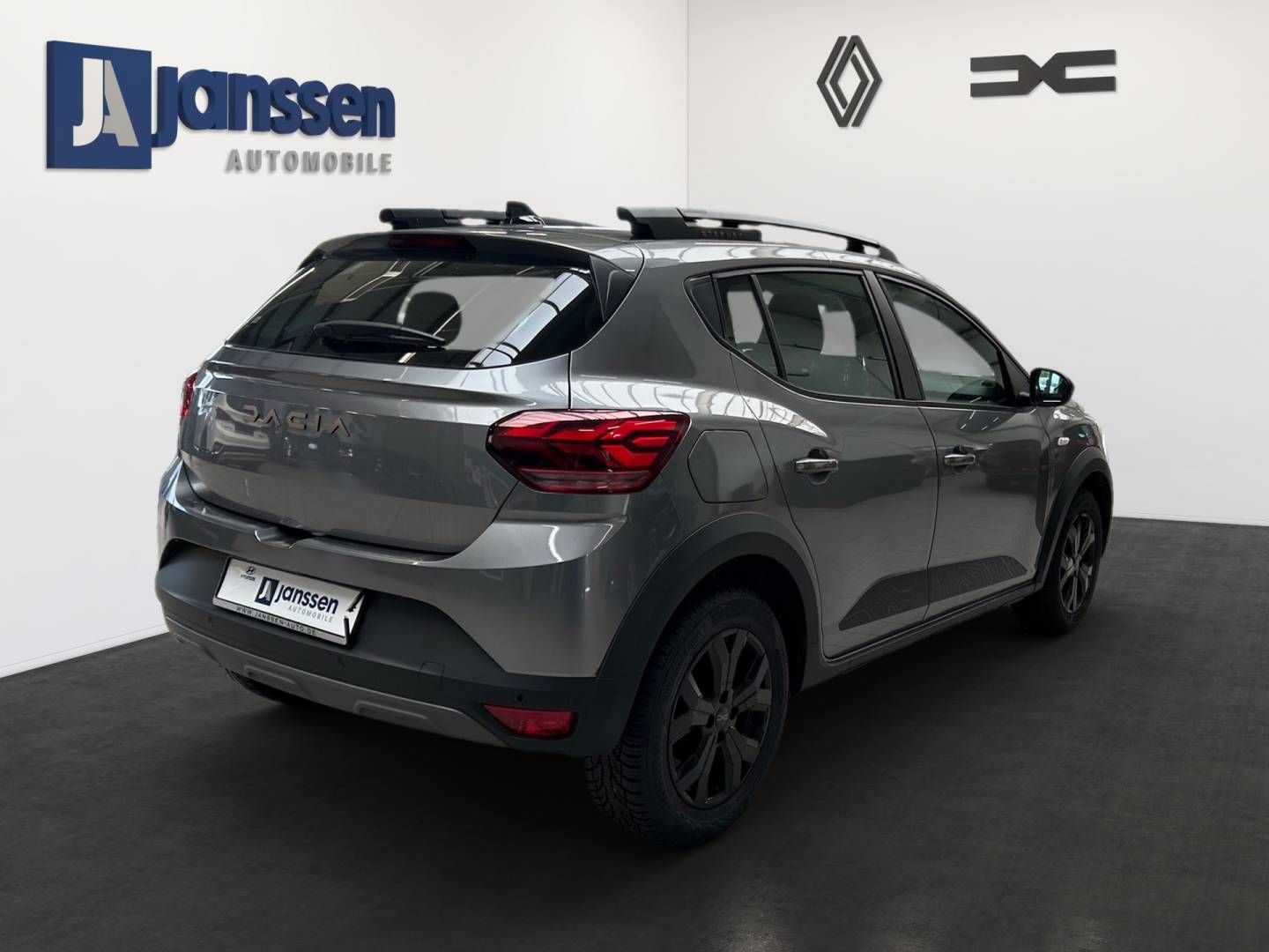 Fahrzeugabbildung Dacia Sandero Stepway Extreme+ TCe 110 inkl. Servicepa