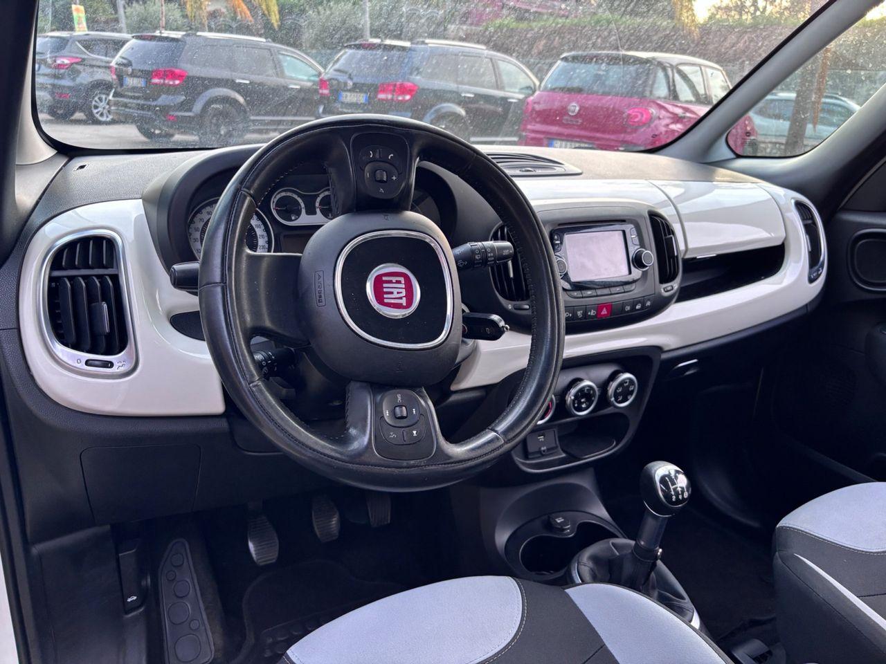 Fiat 500L 2015 — photo 8