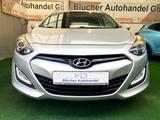 Hyundai i30 cw Style Automatik Sitzheizung PDC LED - gebrauchte Hyundai i30 aus dem Jahr 2013
