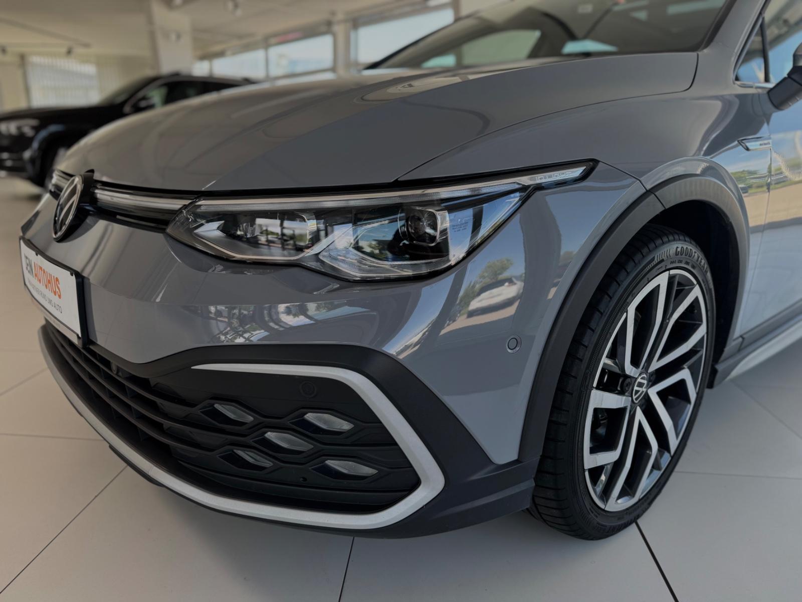 Volkswagen Golf VIII Variant Alltrack 4Motion/Pano/Harmann, миниатюра 5