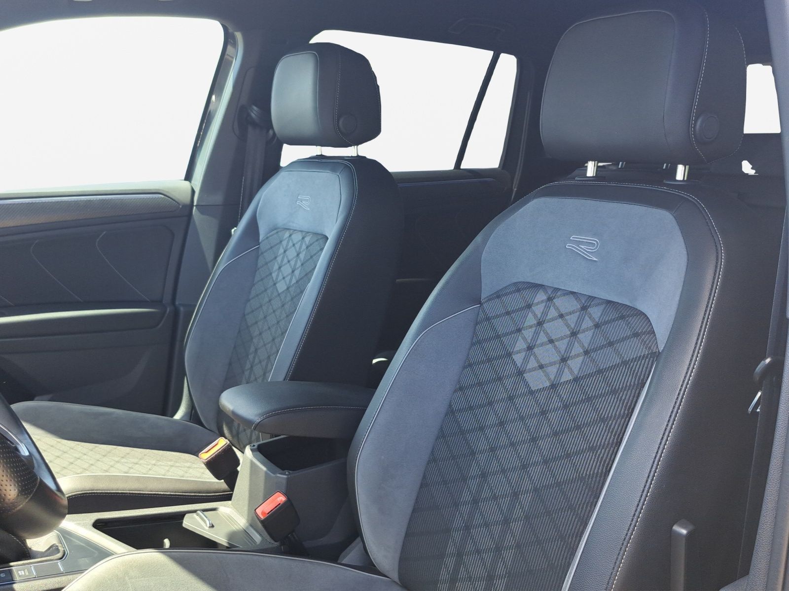 Volkswagen Tiguan - Bild 10