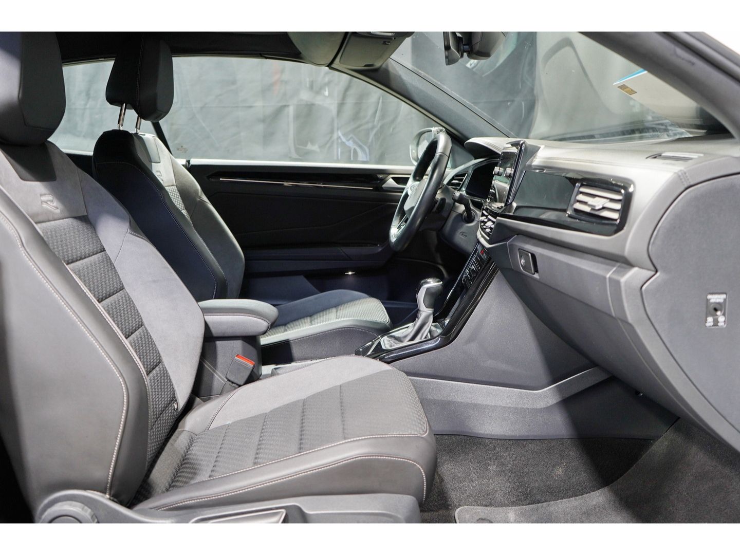 Volkswagen T-Roc - Bild 9