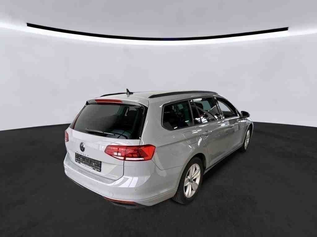 Volkswagen Passat Variant - Bild 3