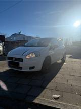 Fiat Grande TÜV 06/27 - Fiat Grande Punto Gebrauchtwagen in München