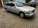 Mercedes-Benz E 240 T CLASSIC Classic - gebrauchte Mercedes-Benz E 240 aus dem Jahr 1999