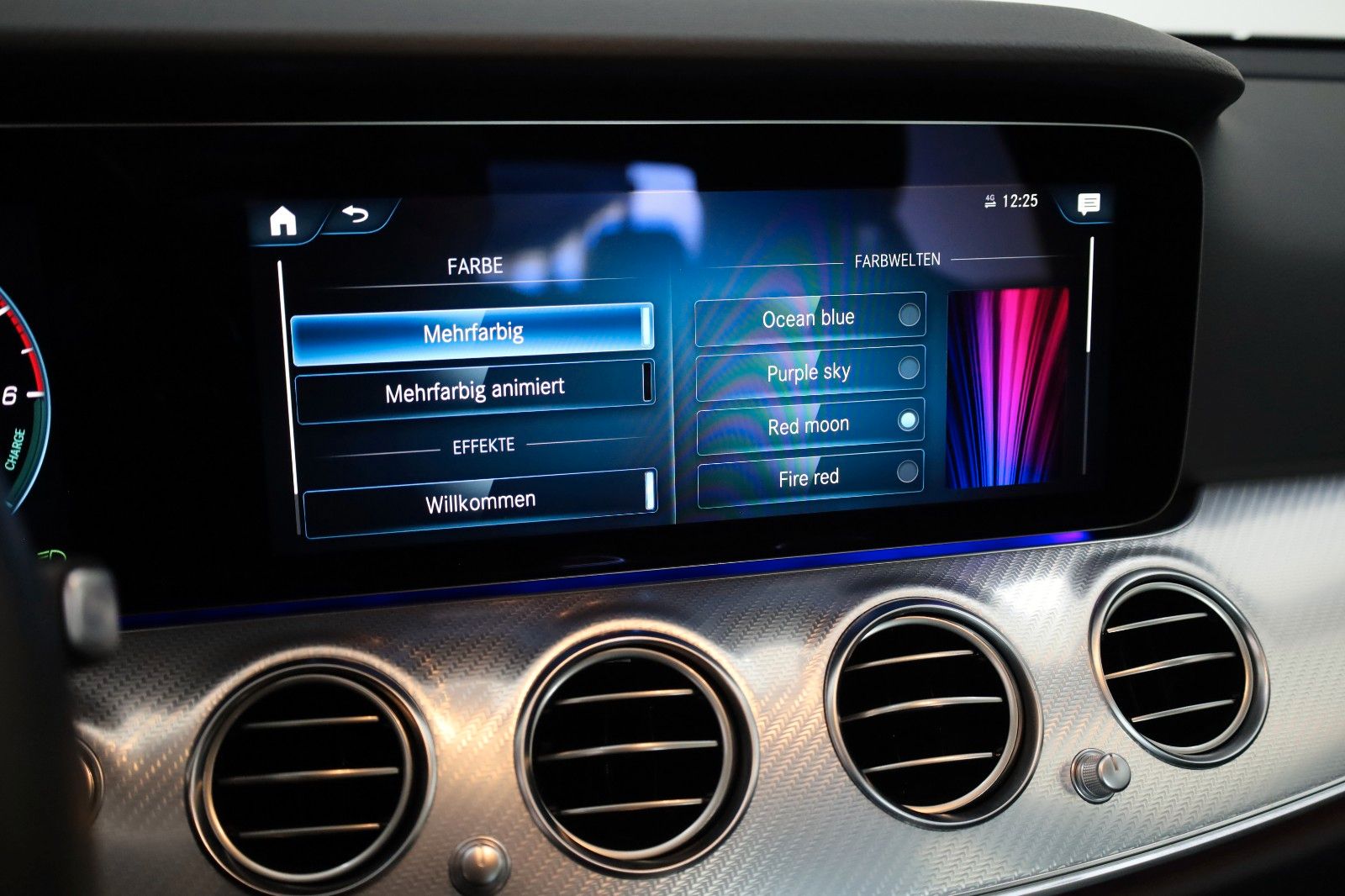 Fahrzeugabbildung Mercedes-Benz E 300de Lim. Avantgarde Leder,Navi,LED,SH,Kamera