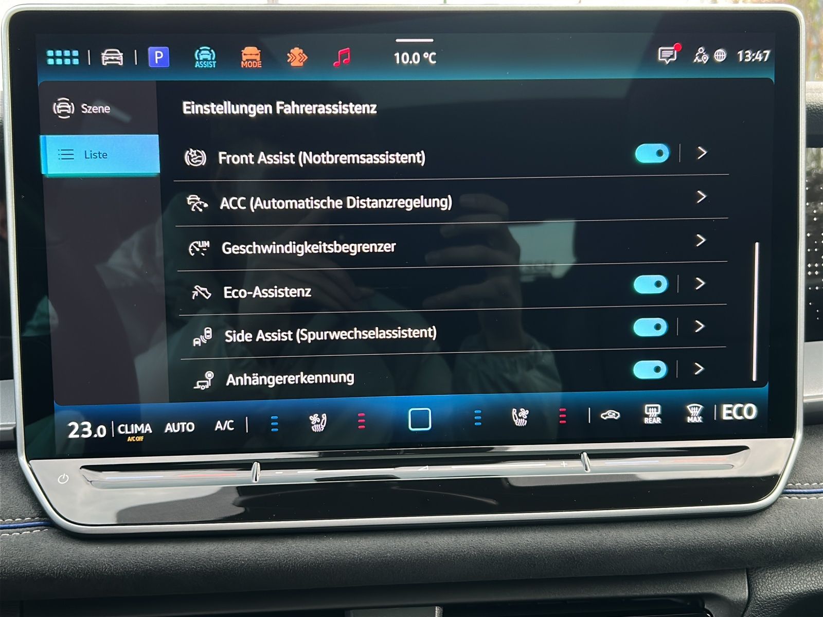 Fahrzeugabbildung Volkswagen Tayron R-Line PHEV DSG IQ.Light ACC AHK PANO SH