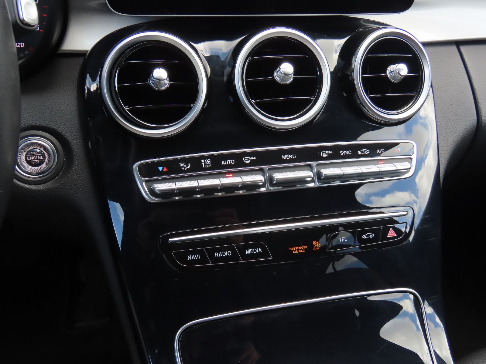 Mercedes-Benz C 220d Autom. Leder Sitzheizung Klimaauto. Navi foto 19